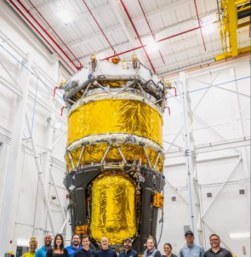 Blue Origin собрала лунный посадочный модуль Blue Moon Mark 1: он отправится на Луну на сверхтяжелой ракете New Glenn и уже никогда не вернется на Землю