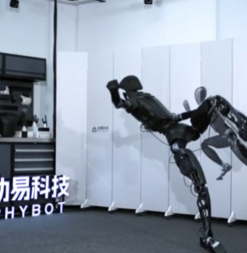 Более 10 кВт мгновенной мощности и крутящий момент 530 Н·м. Презентацию новейшего робота-гуманоид Phybot M1 начали с эффектного сальто