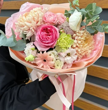 Цветы на любой праздник: как выбрать идеальный букет