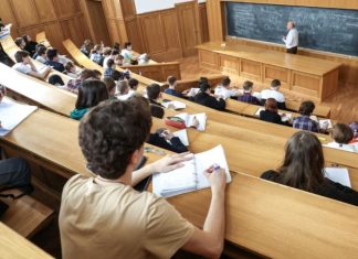 Делу — время. Сколько будут учиться в вузах врачи, инженеры и учителя