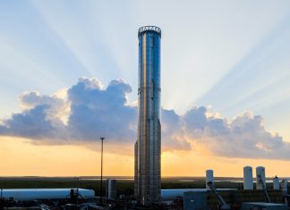 История мегаускорителя Super Heavy V2 завершилась: последний Super Heavy B17 ушёл в историю, а SpaceX тем временем подала заявку на 12-й полёт Starship