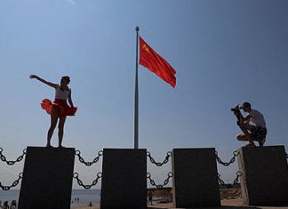 Как российский человек по капле выдавливает из себя советского