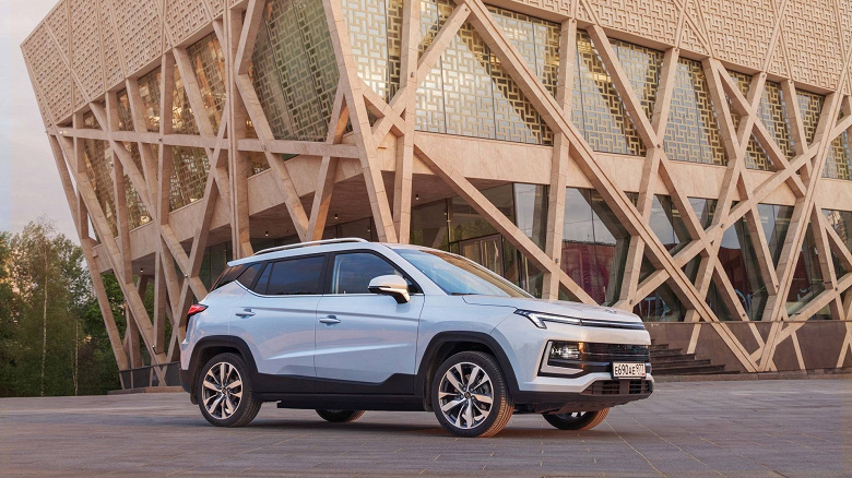 Незаметный уход с рынка? У дилеров машин нет, за весь год в Санкт-Петербурге не продали ни единого нового «Москвича 3е»