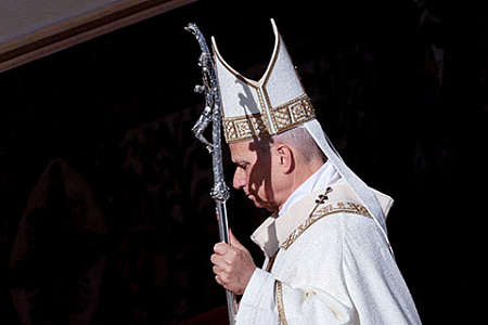 Об ослаблении роли религиозных институтов