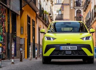 Одна из самых бедных стран Европы показала высочайшие темпы электрификации авто. В октябре на такие машины пришлось 57% всех продаж