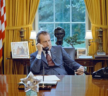 Почему Трамп не Никсон