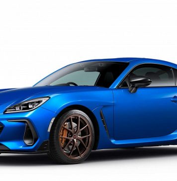 Представлен Subaru BRZ STI Sport Type RA — с гоночным 2,4-литровым мотором, 18-дюймовыми колёсами BBS и тормозами Brembo. Возможность купить машину разыграют в лотерею