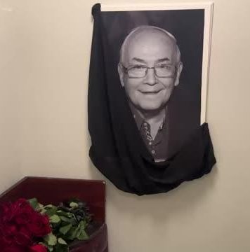 Прощание с Всеволодом Шиловским началось в его театре-студии