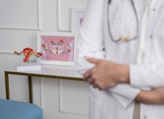 Когда обратиться к гинекологу: признаки и симптомы, требующие внимания