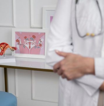 Когда обратиться к гинекологу: признаки и симптомы, требующие внимания