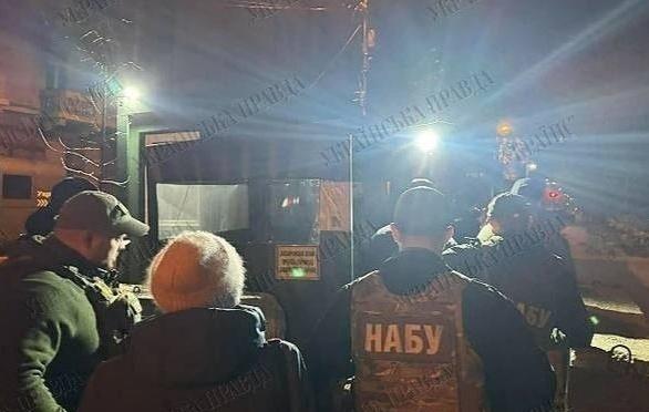 Слежка за НАБУ и САП и дело Миндича. У главы офиса Зеленского проходят обыски