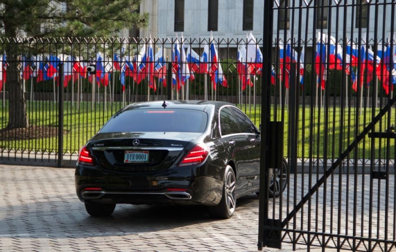 В посольстве РФ заявили об отказе США обсуждать возврат дипсобственности