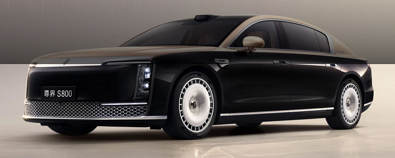 В Россию приехал китайский заменитель Maybach: за суперседан Maextro S800 от Huawei и JAC просят от 21,5 млн рублей