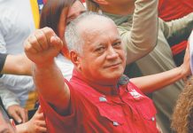 Белый дом начал использовать нефть как оружие против Мадуро