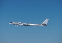 Бомбардировщики России и Китая напугали Японию