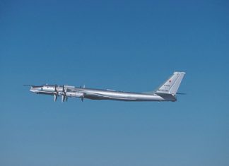 Бомбардировщики России и Китая напугали Японию