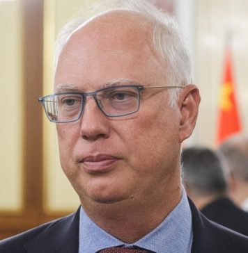 Дмитриев: весь мир ценит усилия Трампа и его команды по установлению мира