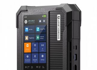 Это мобильный миниПК-NAS с аккумулятором и большим экраном. UnifyDrive UP6 позволяет установить шесть SSD и до 96 ГБ ОЗУ