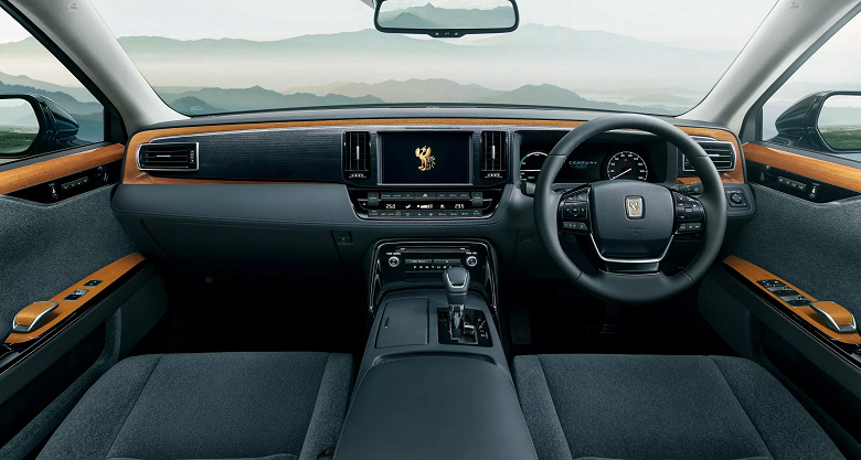 Японский ответ Rolls-Royce: представлен обновленный Toyota Century — флагманский седан стал безопаснее и дороже на 20 тыс. долларов