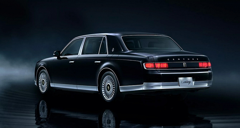 Японский ответ Rolls-Royce: представлен обновленный Toyota Century — флагманский седан стал безопаснее и дороже на 20 тыс. долларов