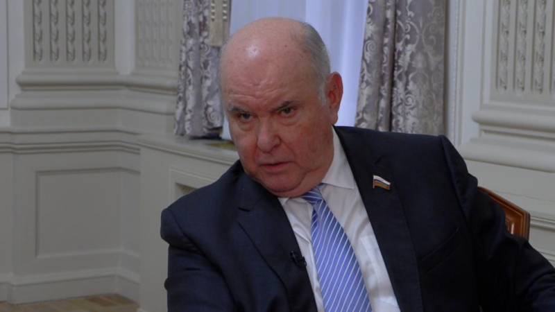 Карасин: Зеленского надо сажать за стол переговоров без "душеприказчиков"