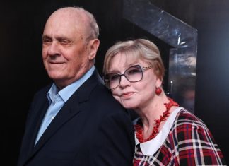 «Любовь — не мешать». Как «назойливый» Меньшов из пельменной покорил сердце Алентовой