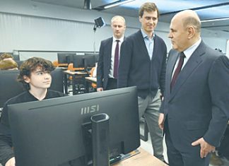 Министры агитируют молодежь личным примером