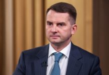 Нилов объяснил, почему в России нельзя вводить шестидневную рабочую неделю