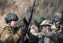 Путин призвал развивать систему соцгарантий для бойцов СВО и их семей