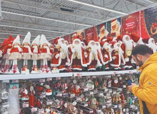 Россия впервые встречает Новый год в условиях охлаждения экономики