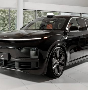 Спрос на официальные Li Auto в России превышает предложение несмотря на немалые цены. Всего в 2025 году в РФ привезли 1200 кроссоверов Li Auto с ОТТС