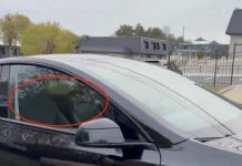 Tesla наконец-то начала тестировать свои роботакси без страхующего водителя