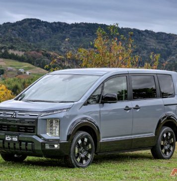 В Японии представили обновленный минивэн Mitsubishi Delica: 19-летняя модель получила улучшенный полный привод S-AWC как у Lancer Evolution