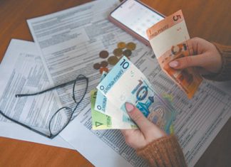 За тунеядцев в Белоруссии заплатят их родственники