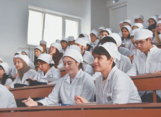 3. Введена трехлетняя послевузовская отработка для врачей