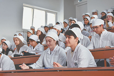 3. Введена трехлетняя послевузовская отработка для врачей