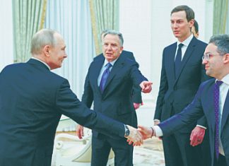 Американский президент подгоняет Россию и Украину к миру