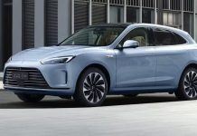 Аттракцион щедрости закрыт: 662-сильный полноприводный кроссовер Seres M5 подорожал в России на 510 тыс. рублей