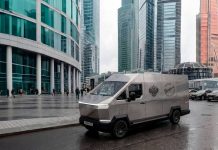 Cybertruck по-русски. Возрожденный «Руссо-Балтъ» полностью рассекречен: дизайн как у пикапа Tesla, кузов из нержавейки и ценой 6,5 млн рублей