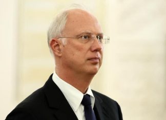 Дмитриев назвал прогрессом слова Мерца о достижении баланса с Россией