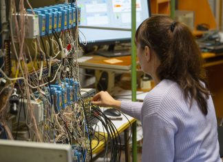 Энергия будущего становится ближе: «Росатом» испытал уникальный сверхпроводник для токамака нового поколения