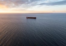 Франция не сообщала посольству России о задержании шедшего из Мурманска танкера