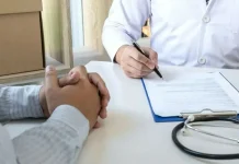 Как вызвать нарколога на дом: быстро и безопасно