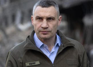 Кличко сообщил, что Киев движется к «гуманитарной катастрофе»