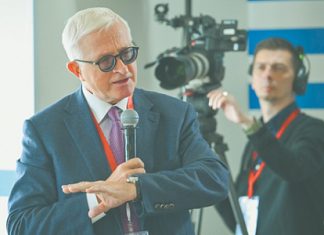 Крепкий рубль вывел экономику из равновесия