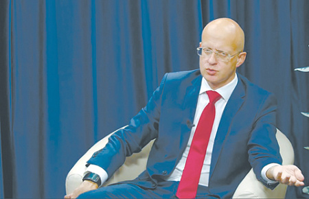 Минздрав и Росстат по-разному смотрят на статистику по роддомам