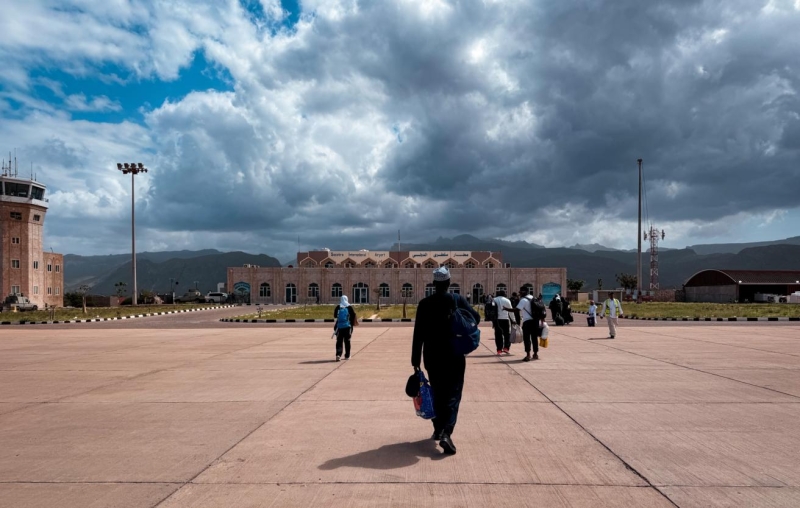 Несколько десятков россиян не могут покинуть Сокотру из-за отмены рейсов