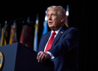 NYT: ближневосточные союзники США убеждают Трампа отказаться от удара по Ирану