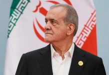 Пезешкиан заявил о готовности прислушаться к голосу народа и провести реформы