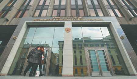 Приставы намерены быстрее исполнять решения о конфискации